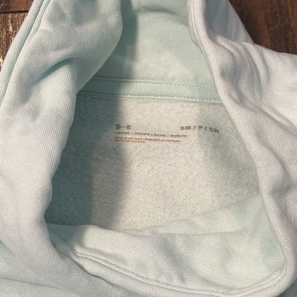 Under Armour crop sweatshirt - Picture 3 of 6